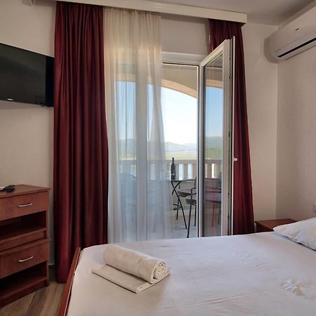 Apartments Bona Neum Habitación foto