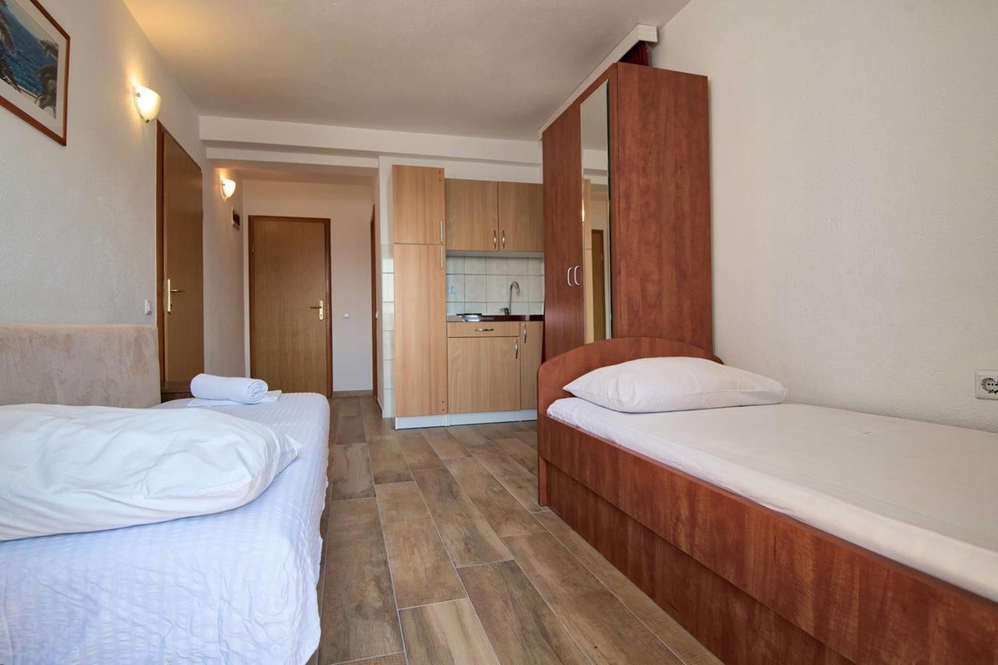Apartments Bona Neum Habitación foto